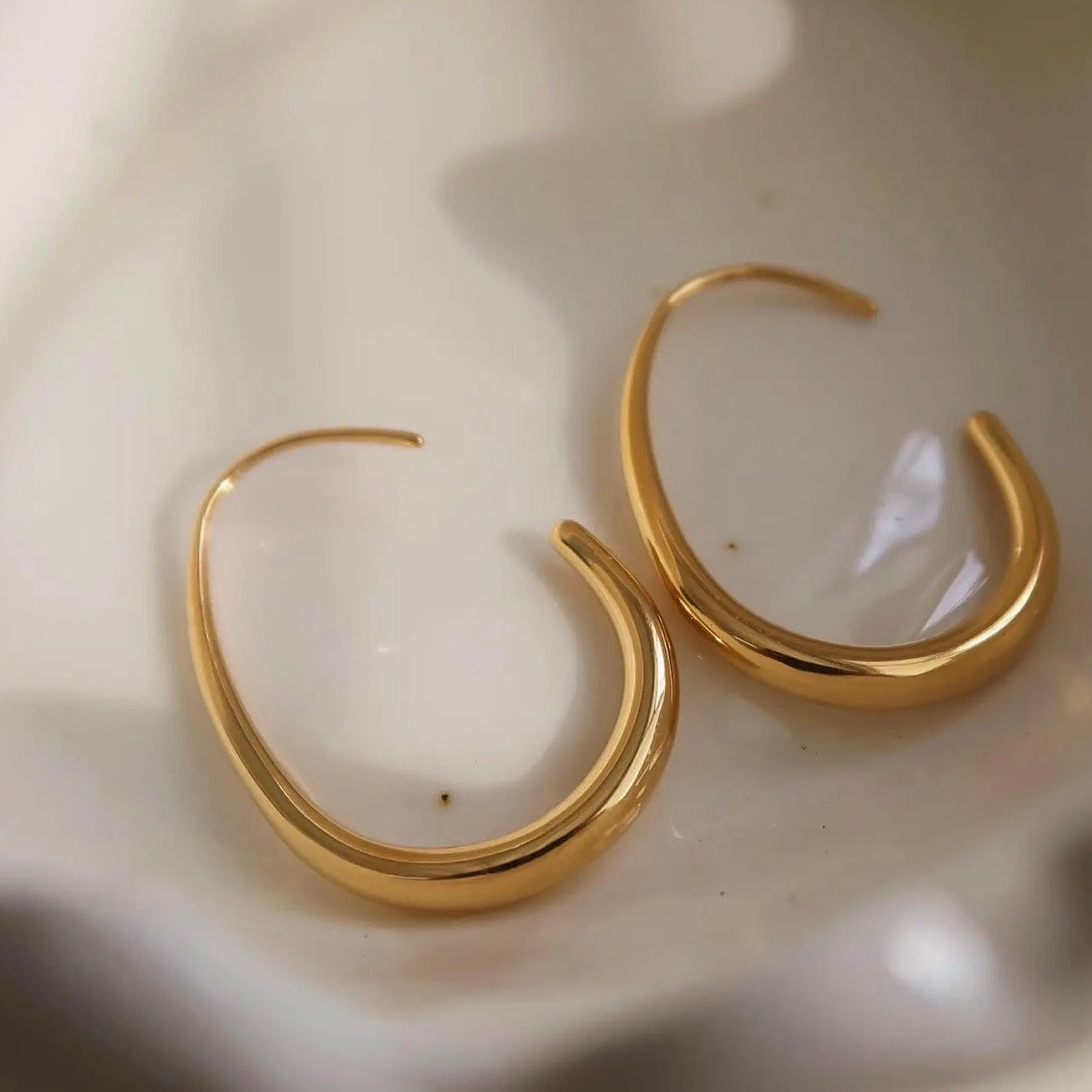 The Jeanette Hoops 18K Gold Non-Tarnish Open Hoop Earrings Stainless Steel