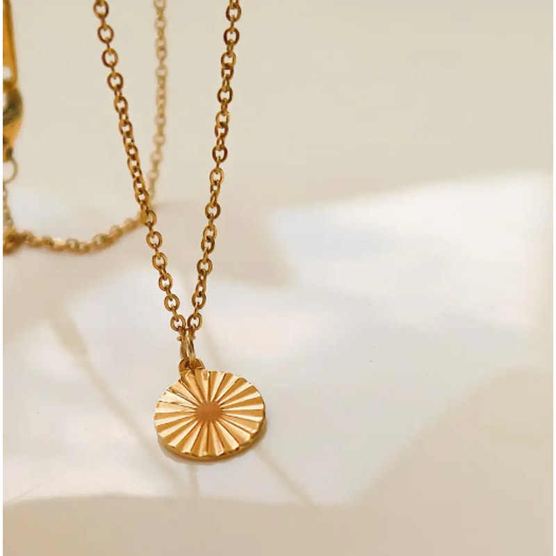 The Soleil Necklace – 18K Gold Non-Tarnish Round Sun Pendant Necklace