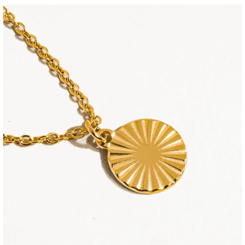 The Soleil Necklace – 18K Gold Non-Tarnish Round Sun Pendant Necklace