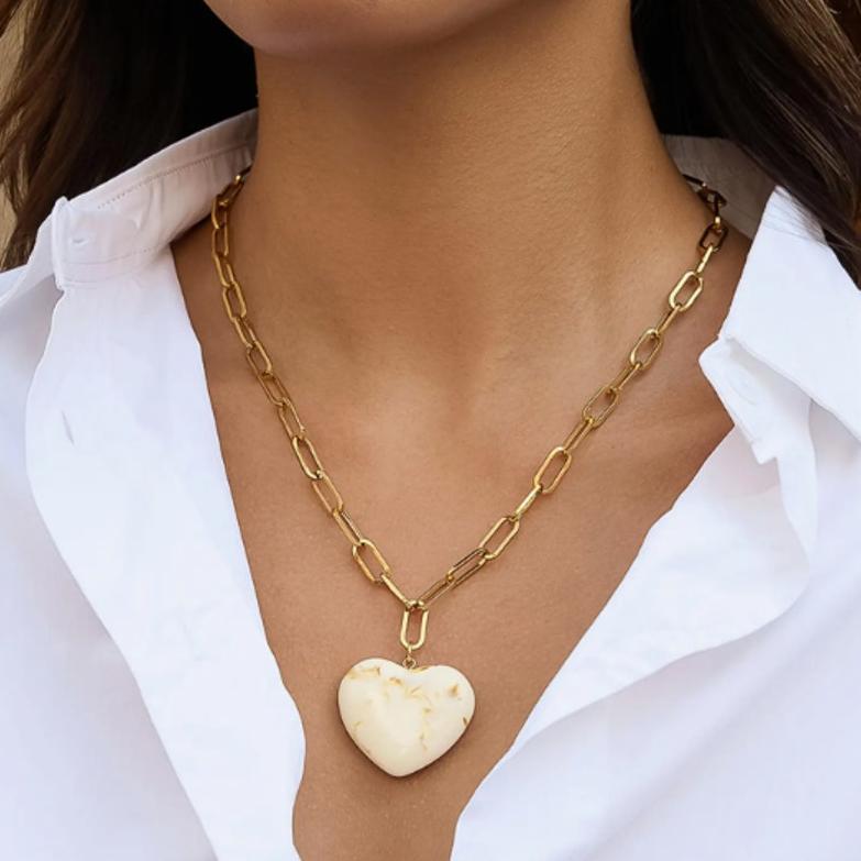 The Harper Necklace – 18K Gold Non-Tarnish Heart Pendant Chain Necklace