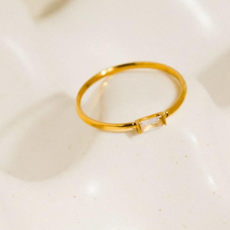 The Claire Ring – 18K Gold Non-Tarnish Minimalist Baguette CZ Band