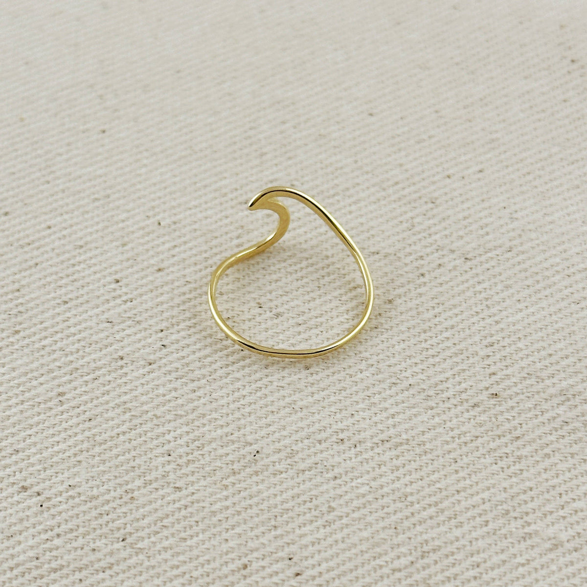 The Jenn 18k Gold Filled Wave Ring
