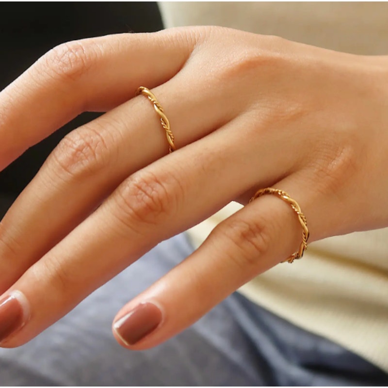 The Arden Braided Ring – 18K Gold Non-Tarnish Minimalist Stacking Ring