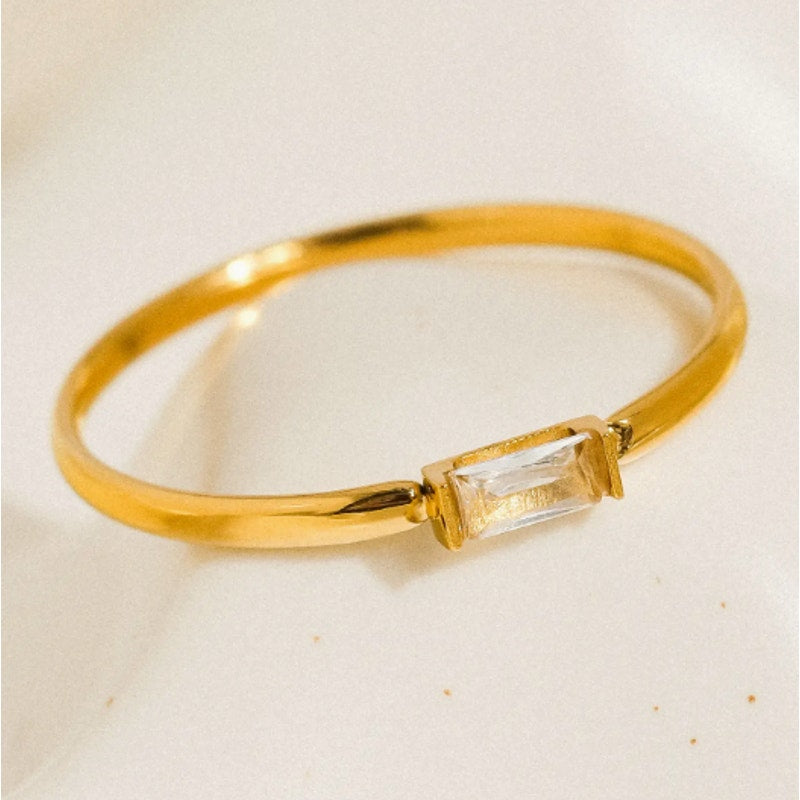 The Claire Ring – 18K Gold Non-Tarnish Minimalist Baguette CZ Band