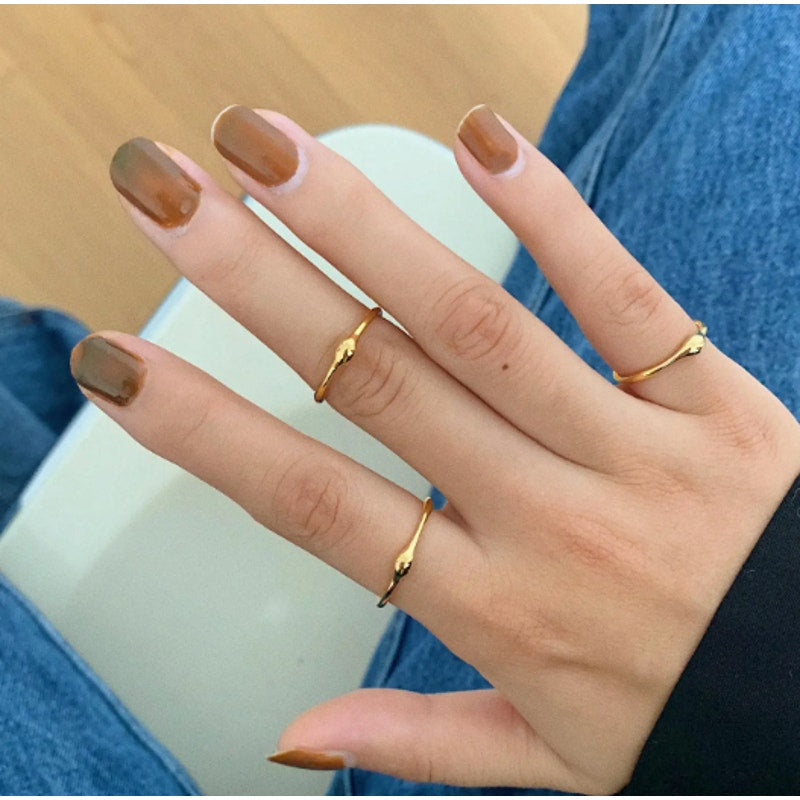 The Kate Ring – 18K Gold Non-Tarnish Minimalist Band Ring