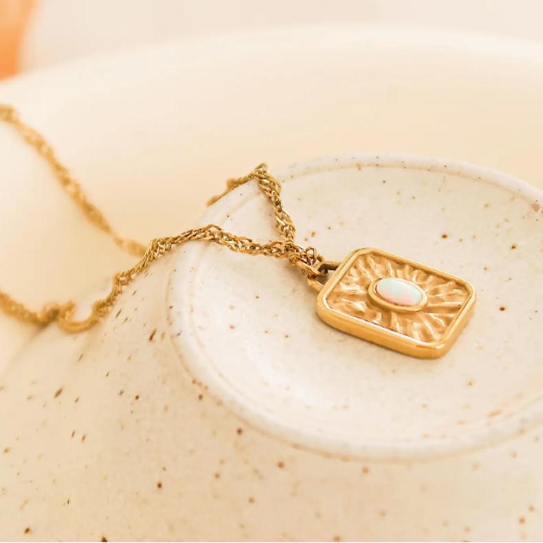 The Tessa Necklace – 18K Gold Non-Tarnish Rectangle Stone Sun Pendant Necklace
