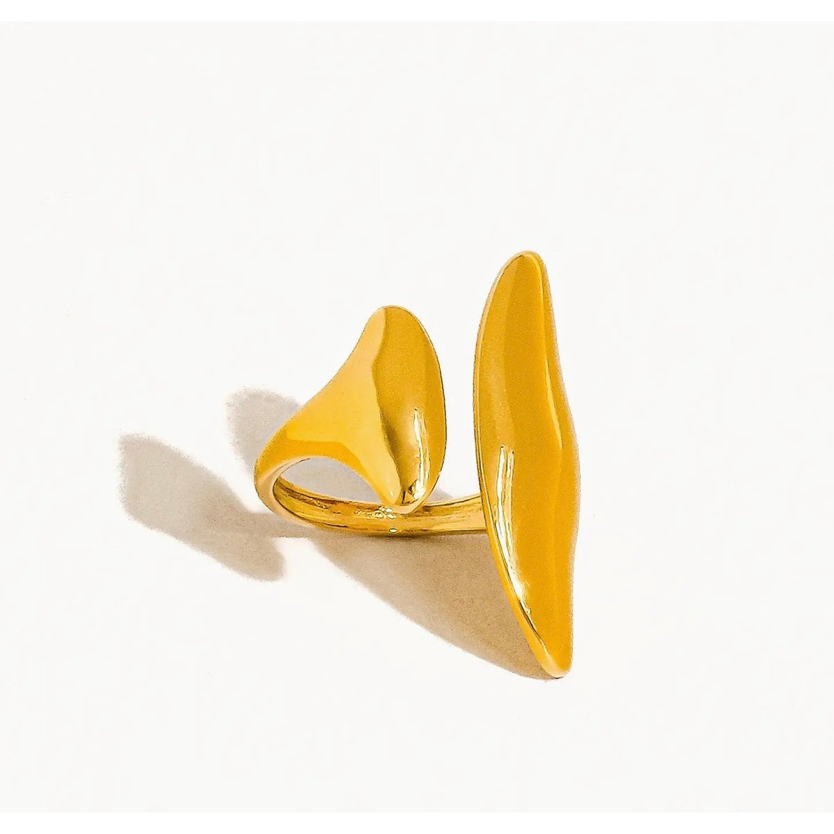 The Ashley Statement Ring – 18K Gold Non-Tarnish Abstract Ring
