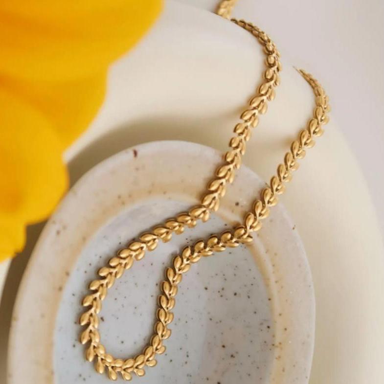 The Ava Necklace – 18K Gold Non-Tarnish Classic Wheat Chain Necklace